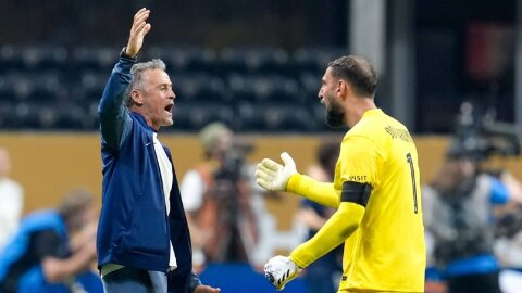  Gianluigi Donnarumma: Bi kịch điển hình của thủ môn ngày nay